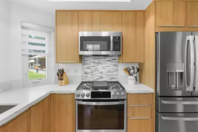35918 Paseo Circulo E, Cathedral City, CA 92234 - Photo 18