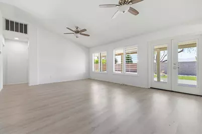 73581 Heatherwood Drive, Palm Desert, CA 92211 - Photo 10