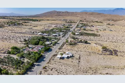 28981 Desert Charm Road, Desert Hot Springs, CA 92241 - Photo 14