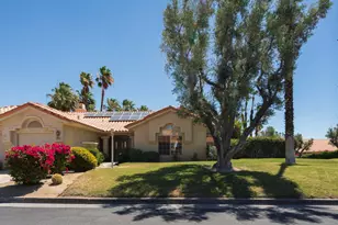 402 Cypress Point Dr, Palm Desert, CA 92211 - Photo 2