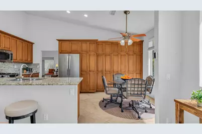 402 Cypress Point Drive, Palm Desert, CA 92211 - Photo 8