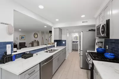 35560 Paseo Circulo E, Cathedral City, CA 92234 - Photo 16