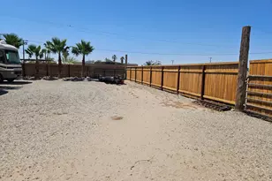 2872 Crystal Lake Ave, Thermal, CA 92274 - Photo 34