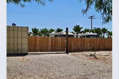 2872 Crystal Lake Avenue, Thermal, CA 92274 - Photo 30