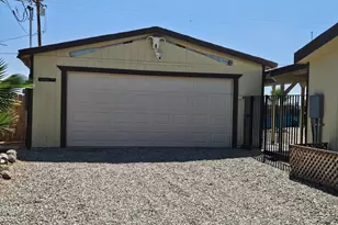 2872 Crystal Lake Ave, Thermal, CA 92274 - Photo 4