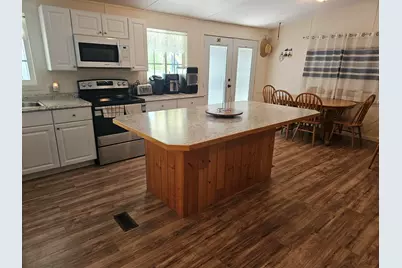 2872 Crystal Lake Avenue, Thermal, CA 92274 - Photo 6