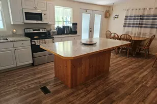 2872 Crystal Lake Ave, Thermal, CA 92274 - Photo 6