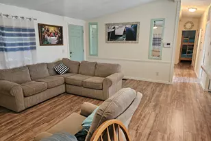 2872 Crystal Lake Ave, Thermal, CA 92274 - Photo 10