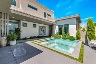 141 Blue Moon Dr, Palm Springs, CA 92262 - Photo 32