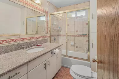 2930 W Florence Avenue, Los Angeles, CA 90043 - Photo 16