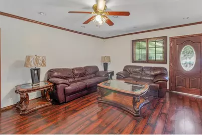 2930 W Florence Avenue, Los Angeles, CA 90043 - Photo 2