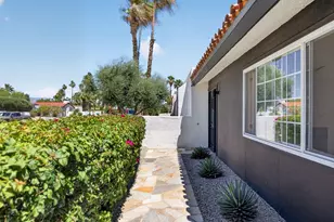 1055 E Louise Dr, Palm Springs, CA 92262 - Photo 6