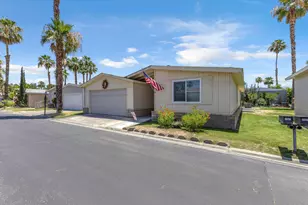 1185 Via Fresno, Cathedral City, CA 92234 - Photo 2