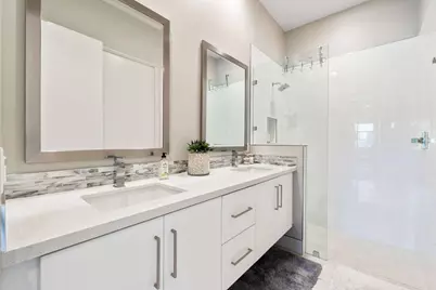2 Iridium Way, Rancho Mirage, CA 92270 - Photo 4