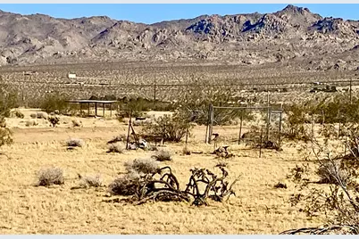 407 California Avenue, Joshua Tree, CA 92252 - Photo 8