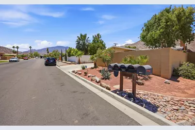 51925 Avenida Vallejo, La Quinta, CA 92253 - Photo 4