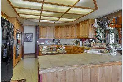 194 Cedar Lake Drive, San Bernardino, CA 92407 - Photo 34
