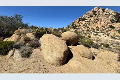 5990 Acoma Trail, Yucca Valley, CA 92284 - Photo 22