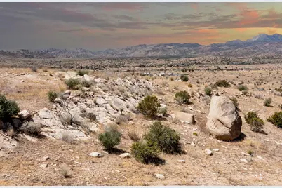 53102 Geronimo Trail, Pioneertown, CA 92268 - Photo 12