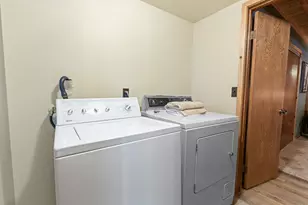 1217 Minton Dr, Big Bear City, CA 92314 - Photo 22