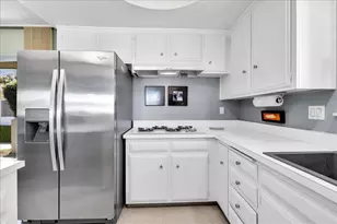 2250 S Calle Palo Fierro, Palm Springs, CA 92264 - Photo 12
