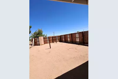 340 Cherokee Trail, Yucca Valley, CA 92284 - Photo 14