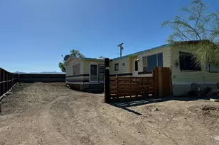 2519 Pine Ave, Thermal, CA 92274 - Photo 2