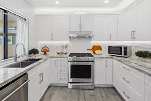 48963 Canyon Crest Ln, Palm Desert, CA 92260 - Photo 8