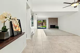 48953 Canyon Crest Ln, Palm Desert, CA 92260 - Photo 4