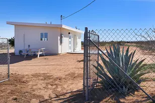 2250 Delgada Ave, Landers, CA 92285 - Photo 22