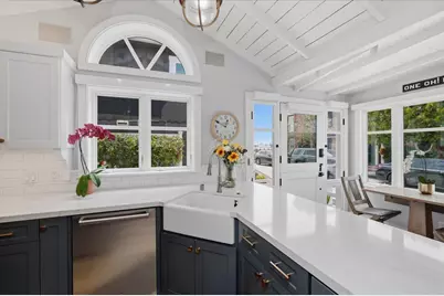 104 Onyx Avenue, Newport Beach, CA 92662 - Photo 20