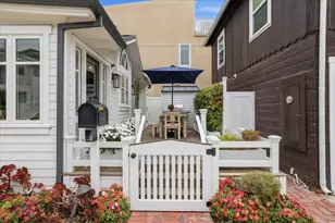 104 Onyx Ave, Newport Beach, CA 92662 - Photo 8