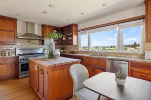3756 Clayton Ave W, Los Angeles, CA 90027 - Photo 12