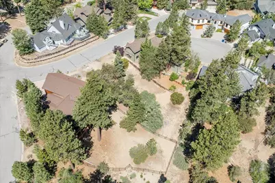 40587 Ironwood Drive, Big Bear Lake, CA 92315 - Photo 16