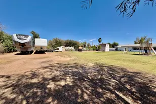 325 E Chanslor Way, Blythe, CA 92225 - Photo 38