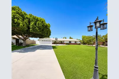 325 E Chanslor Way, Blythe, CA 92225 - Photo 1