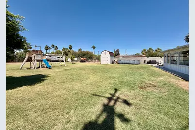 325 E Chanslor Way, Blythe, CA 92225 - Photo 40