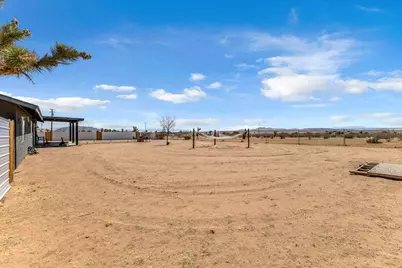 56625 Lowe Avenue, Yucca Valley, CA 92284 - Photo 48