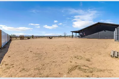 56625 Lowe Avenue, Yucca Valley, CA 92284 - Photo 54