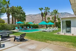 465 E Desert Holly Cir, Palm Springs, CA 92262 - Photo 26