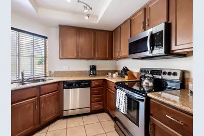 43710 Avenida Alicante, Palm Desert, CA 92211 - Photo 12