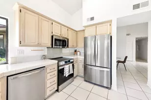 268 Running Springs Dr, Palm Desert, CA 92211 - Photo 18