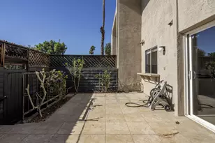 266 E Via Escuela, Palm Springs, CA 92262 - Photo 28