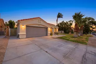 1062 E Via San Michael Rd, Palm Springs, CA 92262 - Photo 2