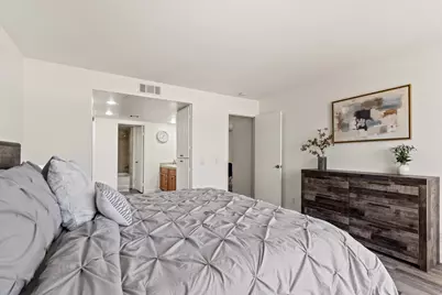 2700 E Mesquite Avenue #D17, Palm Springs, CA 92264 - Photo 10