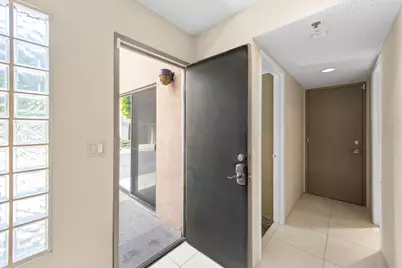 969 Village Square N, Palm Springs, CA 92262 - Photo 4