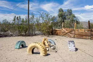 74965 Serrano Dr, Twentynine Palms, CA 92277 - Photo 24