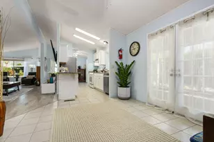 73450 Country Club Dr, Palm Desert, CA 92260 - Photo 10