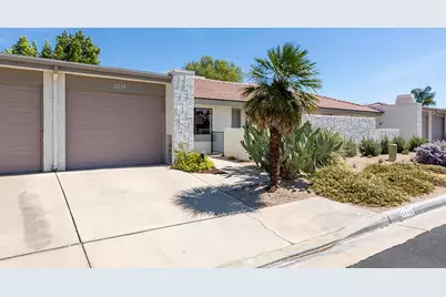 2218 N Sunshine Circle, Palm Springs, CA 92264 - Photo 2