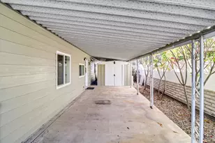 38525 Desert Greens Dr E, Palm Desert, CA 92260 - Photo 36